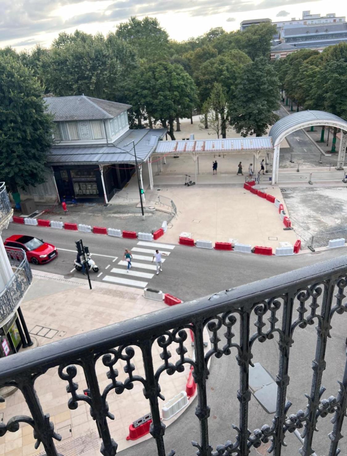 Le Splendid - Hypercentre - Proche Opera & Parcs - Thermes วิชี ภายนอก รูปภาพ